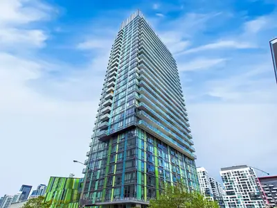 Condo Apartment in Toronto