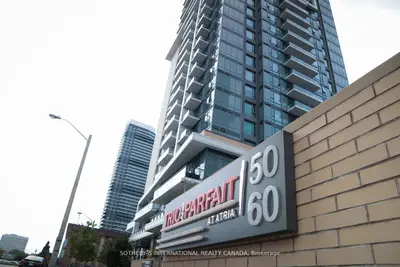 Condo Apartment in Toronto