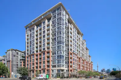 Condo Apartment in Toronto