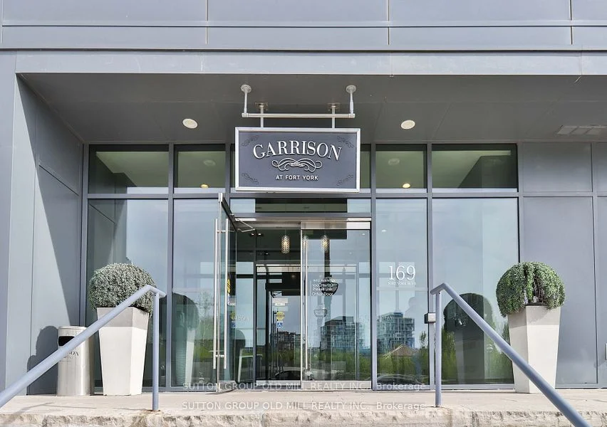169 Fort York Boulevard 517, Toronto C01, On M5v 0c8