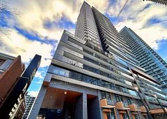 117 Broadway Avenue 517, Toronto C10, On M4p 1v3