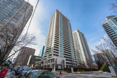 Condo Apartment in Toronto