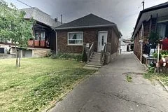 111 Clovelly Avenue Main Floor, Toronto C03, On M6e 2e7