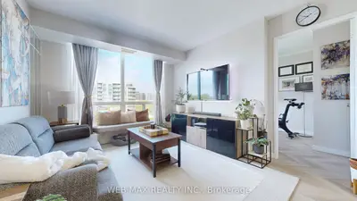 Condo Apartment in Toronto