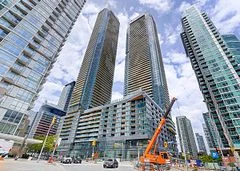 1 Concord Cityplace Way 716, Toronto C01, On M5v 0x3