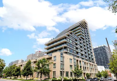 Condo Apartment in Toronto