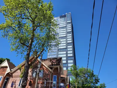 203 College Street 1005, Toronto C01, On M5t 1p9