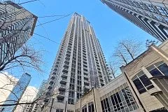 763 Bay Street 1015, Toronto C01, ON M5G 2R3