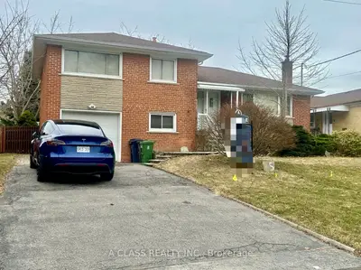 Detached in Toronto