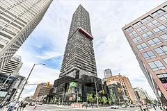8 Eglinton Avenue E PH5801, Toronto C10, ON M4P 0C1