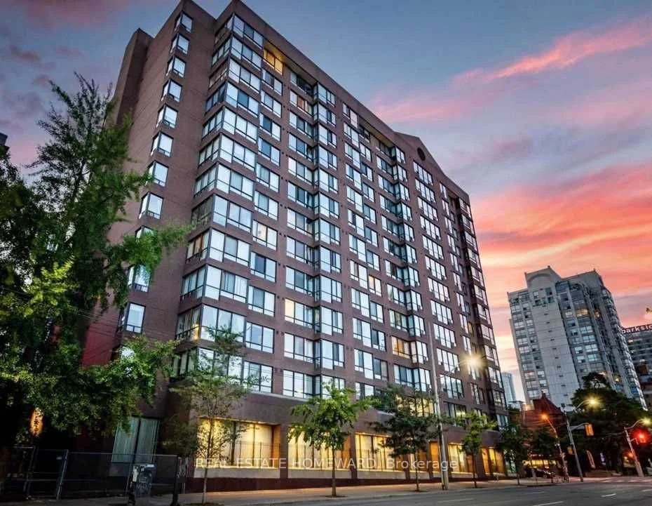 117 Gerrard Street E 206, Toronto C08, ON M5B 2L4