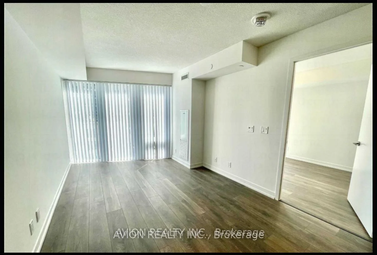 60 Shuter Street 805, Toronto C08, On M5b 0b7
