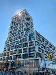 5 Soudan Avenue 2713, Toronto C10, ON M4S 1V5