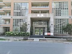 1718-75 East Liberty st Street 1718, Toronto C01, ON M6K 3R3