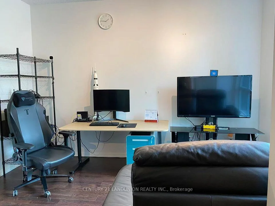 215 Fort York Boulevard 213, Toronto C01, ON M5V 4A2