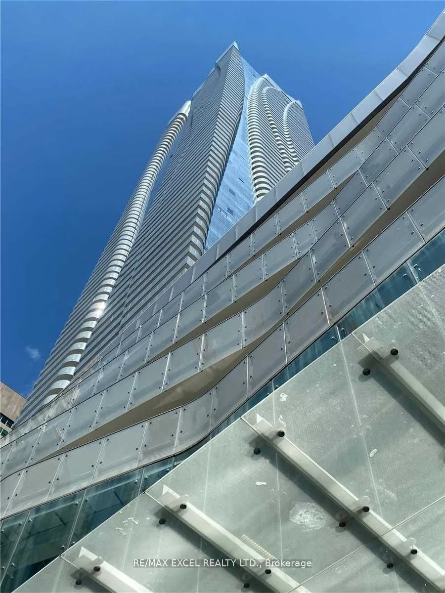 1 Bloor St., Street #2608, Toronto C08, ON M4W 0A8