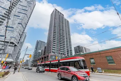 Condo Apartment in Toronto