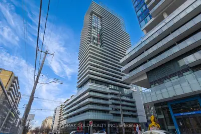 Condo Apartment in Toronto
