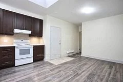 1570 Dundas Street W Upper Rear, Toronto C01, ON M6K 1T8