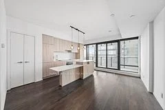 5 St Joseph Street 2003, Toronto C01, On M4y 0b6