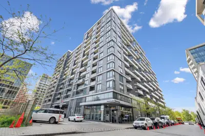 Condo Apartment in Toronto