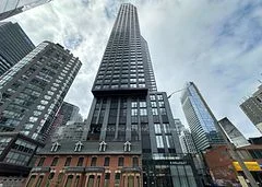 8 Wellesley Street W 4607, Toronto C01, ON M4Y 0J5
