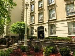 80 E Charles Street E 401, Toronto C08, ON M4Y 2W7