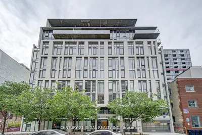 Condo Apartment in Toronto
