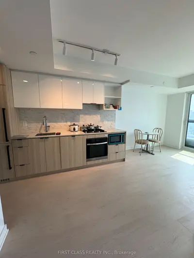 252 Church Street E 3817, Toronto C08, On M5b 1z2