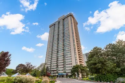 Condo Apartment in Toronto