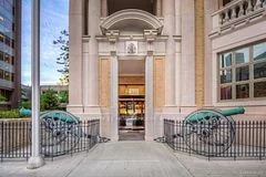 426 University Avenue Ph303, Toronto C01, On M5g 1s9