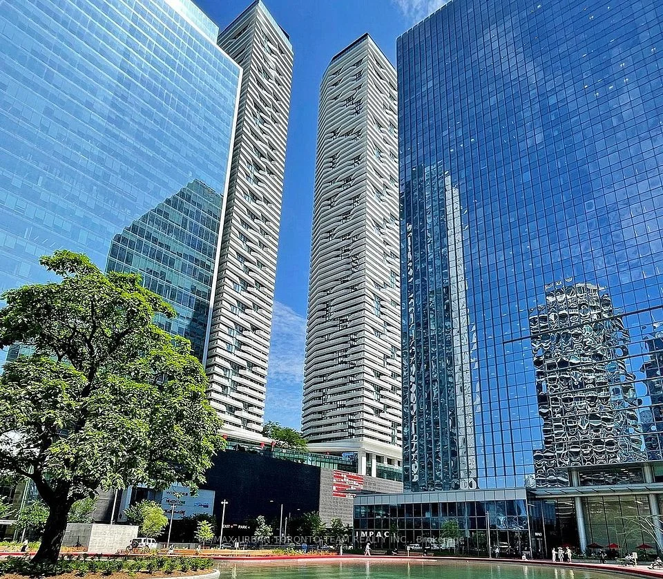 88 Harbour Street 2009, Toronto C01, ON M5J 0C3