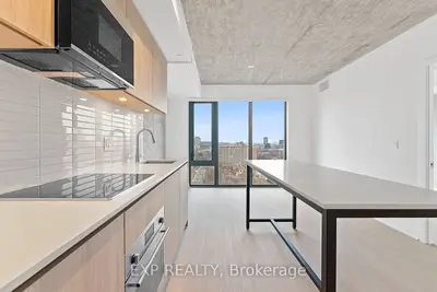Condo Apartment in Toronto