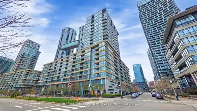Condo Apartment in Toronto