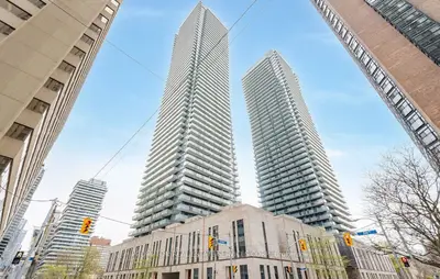 Condo Apartment in Toronto