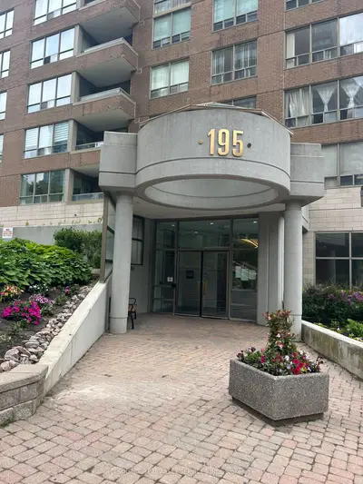 Condo Apartment in Toronto