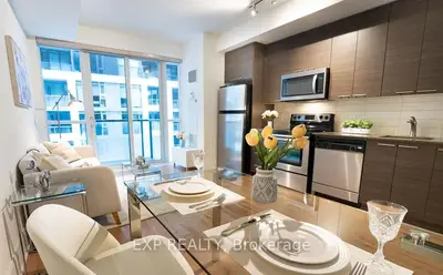 Condo Apartment in Toronto