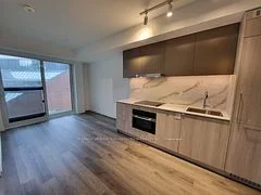 771 Yonge Street 605, Toronto C02, ON M4W 0B8