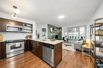 Condo Apartment in Toronto