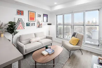 Condo Apartment in Toronto