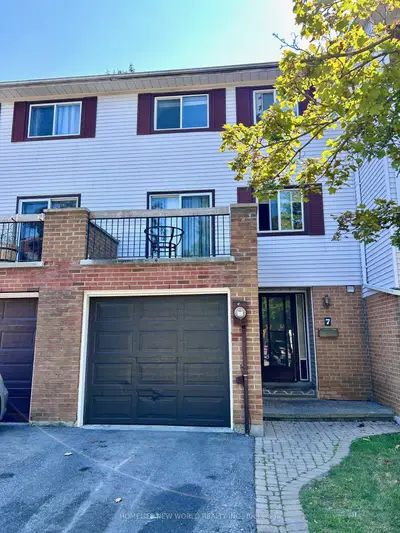 Condo Townhouse in Toronto