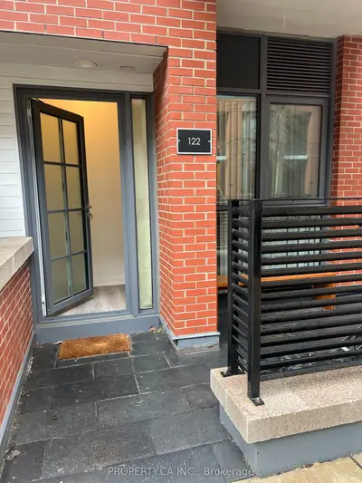 Condo Townhouse in Toronto