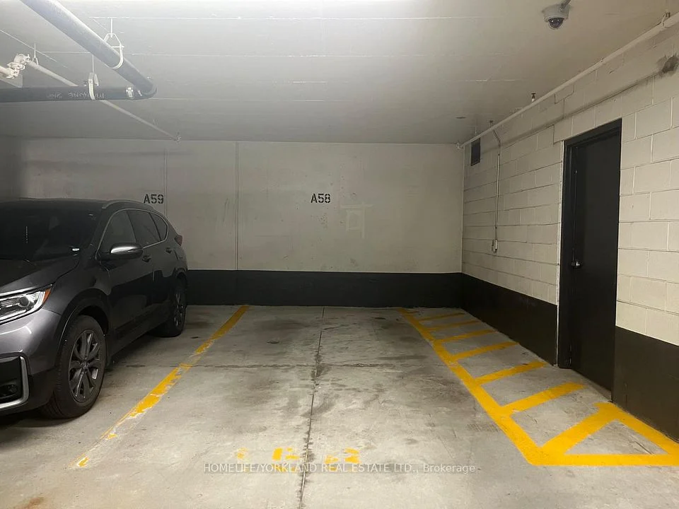 10 Navy Wharf Court P3-58, Toronto C01, ON M5V 3V2