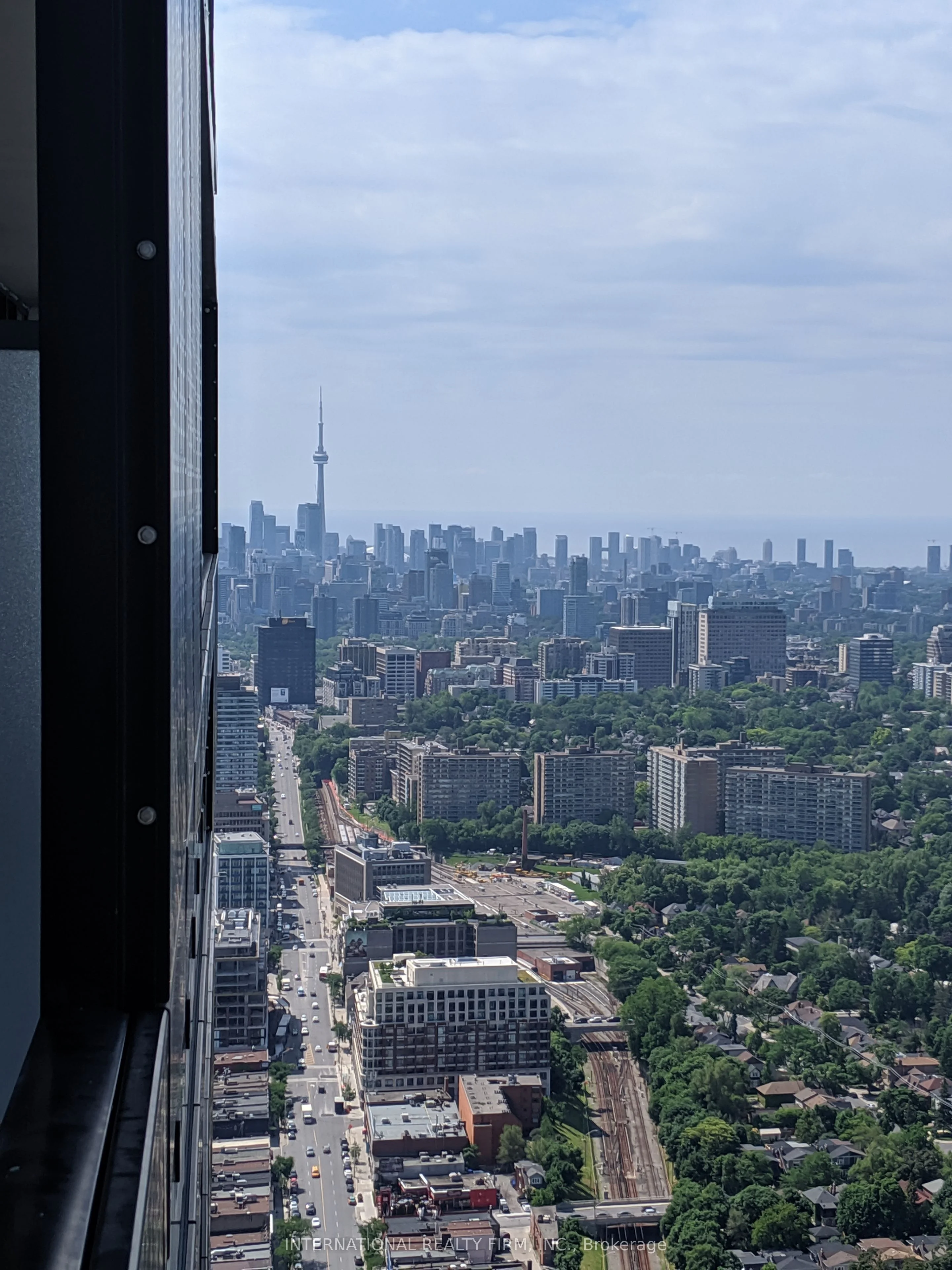 8 Eglinton Avenue E 5404, Toronto C10, ON M4P 0C1