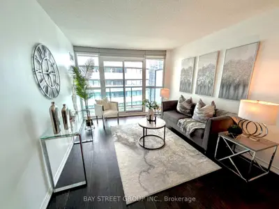 Condo Apartment in Toronto