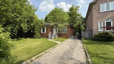 Detached in Toronto