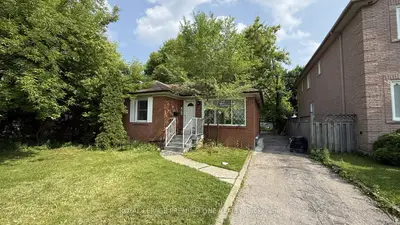 Detached in Toronto
