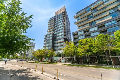 Condo Apartment in Toronto