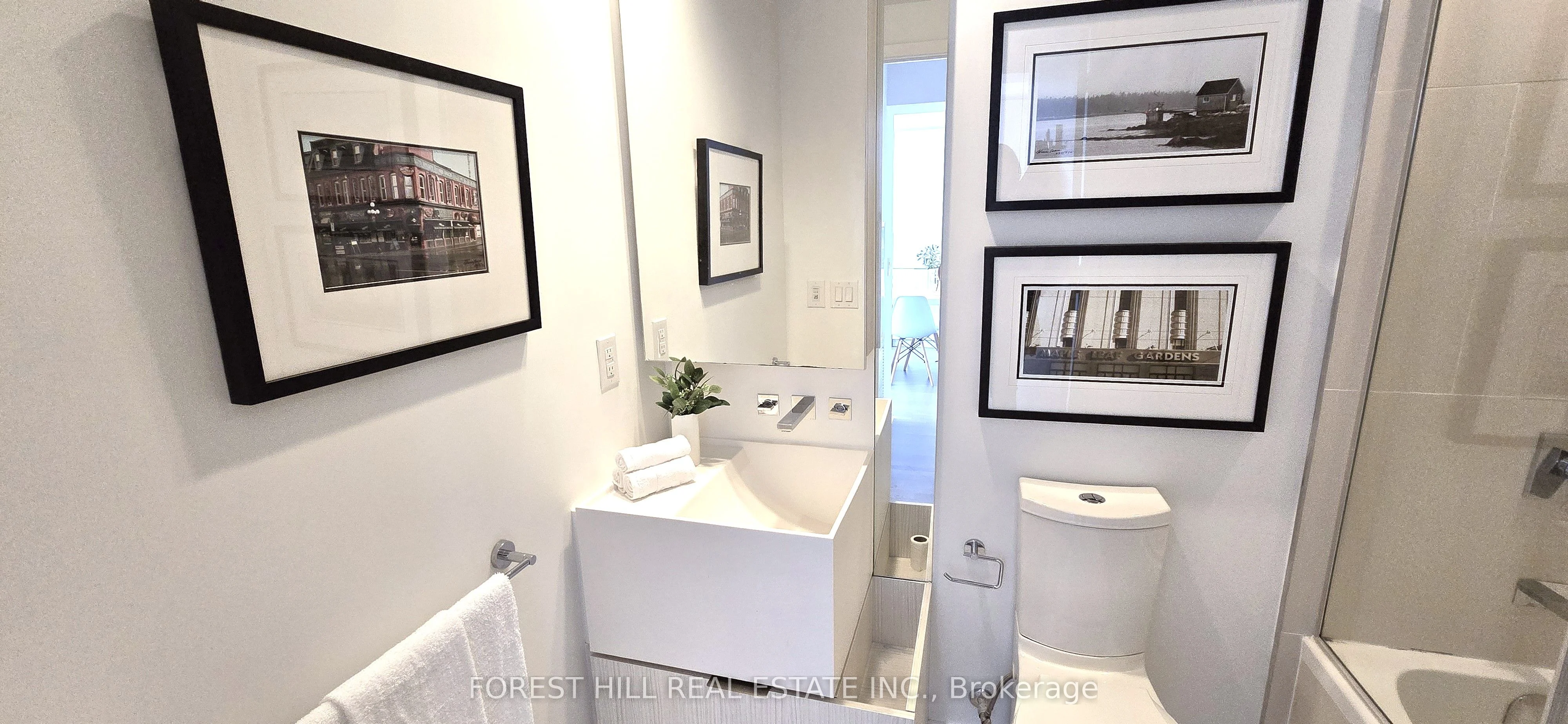1 Bloor Street 2706, Toronto C08, ON M4W 1A9