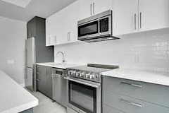 664 Spadina Avenue 212, Toronto C01, On M5s 2h7